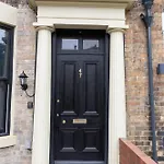 Grand Victorian House Sleeps 12 Near North Bay Holiday home *