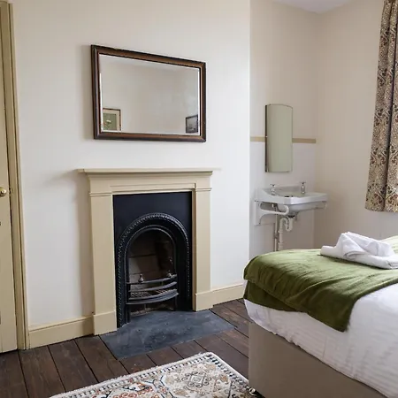 Ferienhaus Grand Victorian House Sleeps 12 Near North Bay