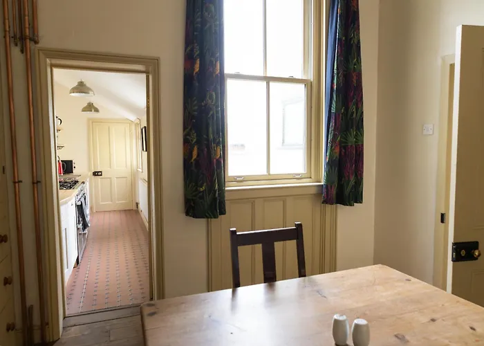 Hébergement de vacances Grand Victorian House Sleeps 12 Near North Bay