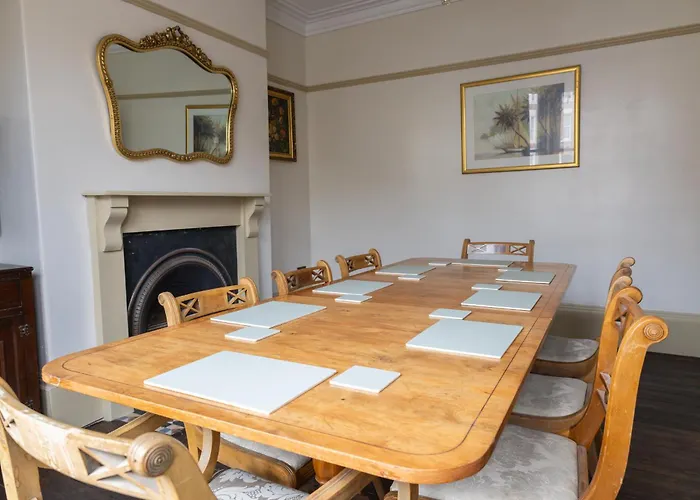 Hébergement de vacances Grand Victorian House Sleeps 12 Near North Bay