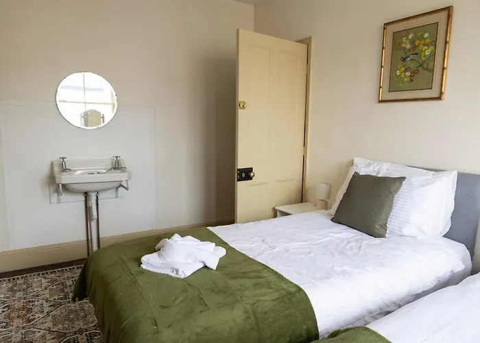 Hébergement de vacances Grand Victorian House Sleeps 12 Near North Bay Scarborough