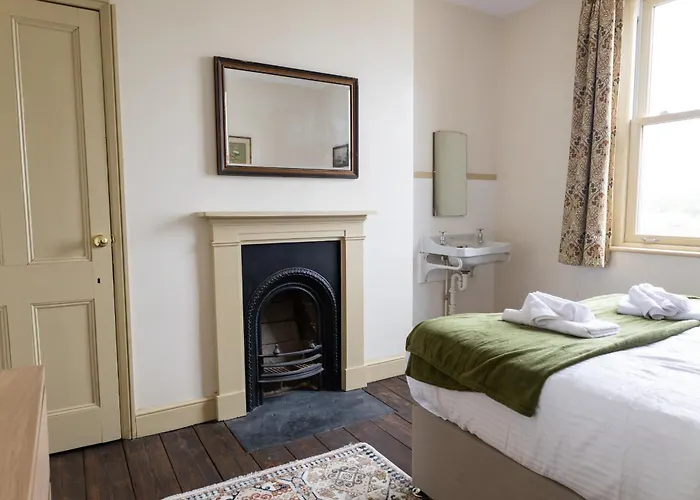 Hébergement de vacances Grand Victorian House Sleeps 12 Near North Bay